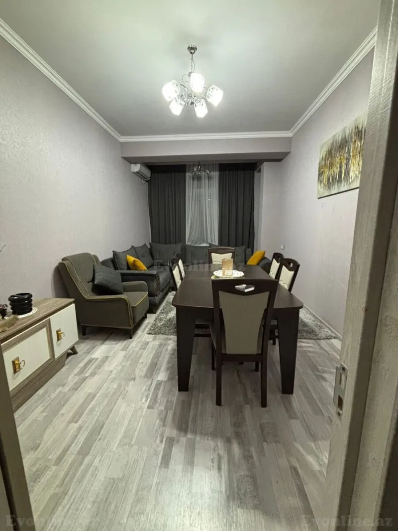 Satılır 4 otaqlı Mənzil Köhnə tikili 103 m² Nəriman Nərimanov m.