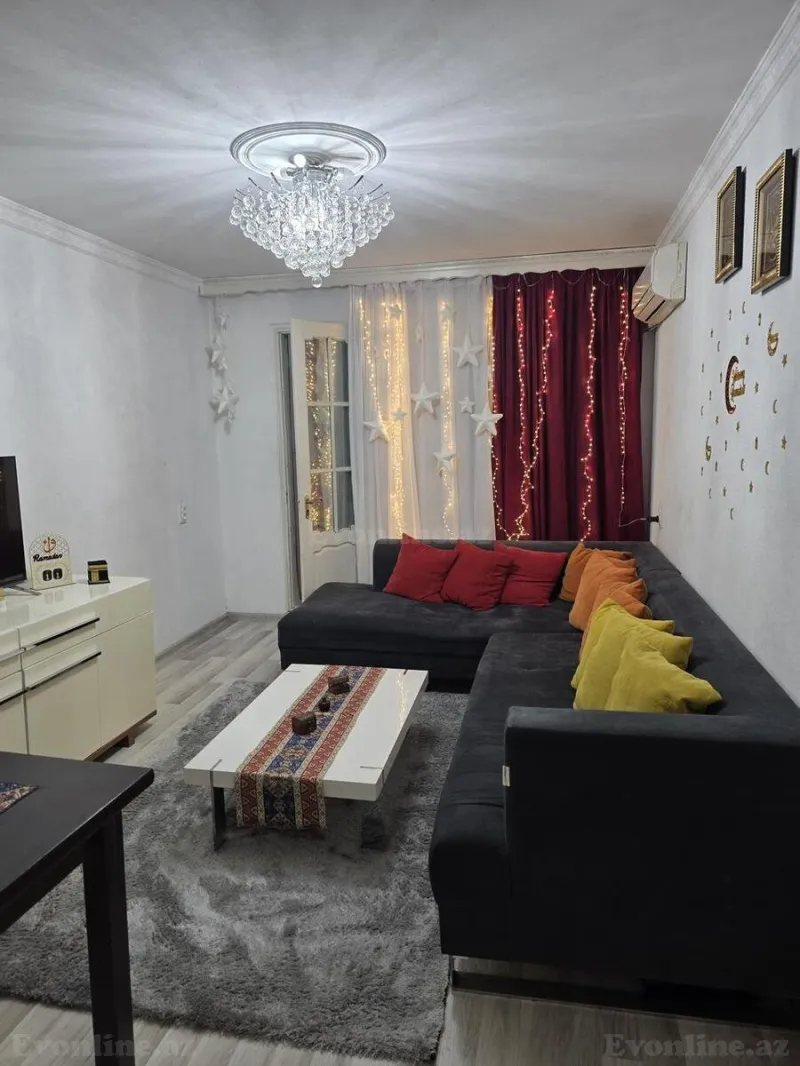 Satılır 2 otaqlı Mənzil Köhnə tikili 50 m² Xalqlar Dostluğu m.