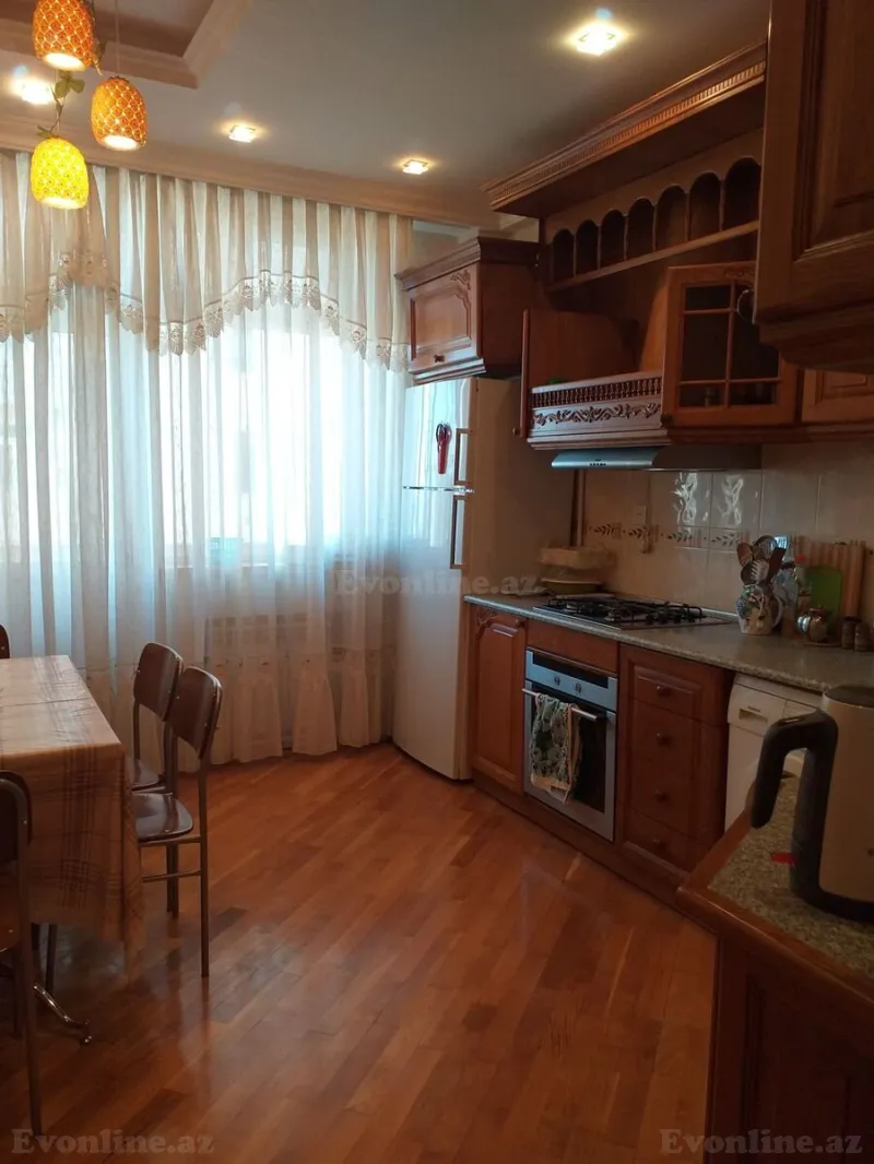 Kirayə verilir 2 otaqlı Mənzil Yeni tikili 80 m² İnşaatçılar m. - şəkil 3
