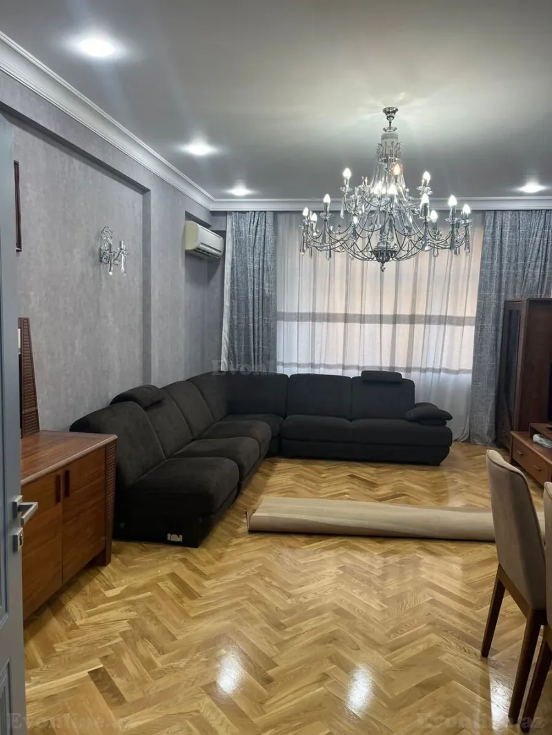 Satılır 3 otaqlı Mənzil Yeni tikili 120 m² 28 May m. - şəkil 4