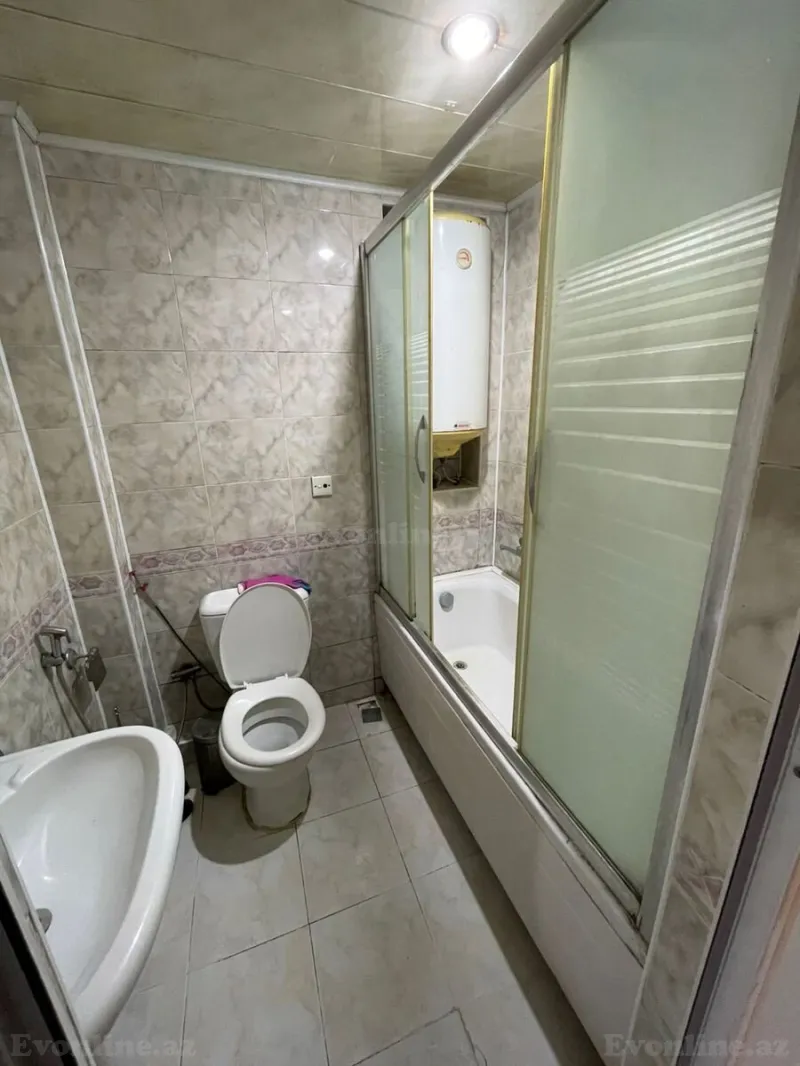 Kirayə verilir 3 otaqlı Mənzil Köhnə tikili 75 m² İçərişəhər m. - şəkil 8