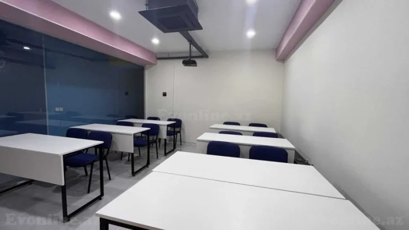5 otaqlı Ofis 220 m² 28 May m. Kirayə verilir