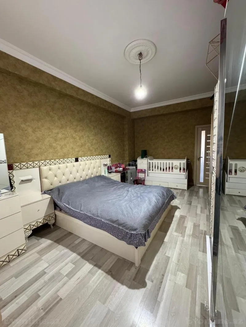 Satılır 3 otaqlı Mənzil Yeni tikili 110 m² İnşaatçılar m. - şəkil 5