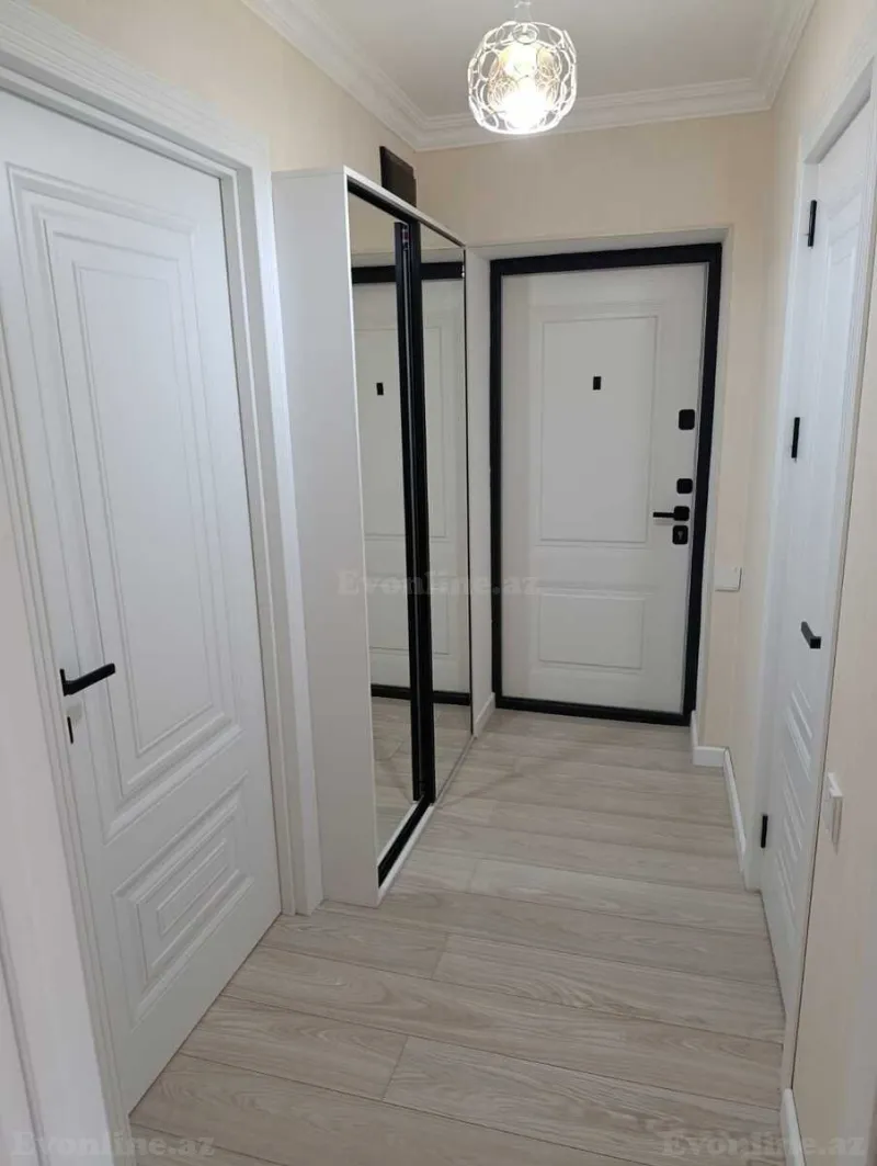 Satılır 3 otaqlı Mənzil Köhnə tikili 75 m² Nəriman Nərimanov m.