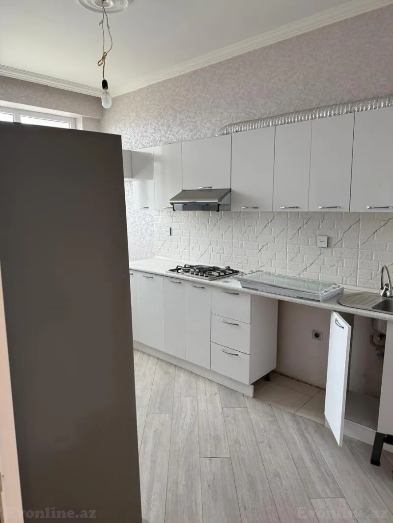 Satılır 3 otaqlı Mənzil Yeni tikili 80.5 m² Həzi Aslanov m. - şəkil 2