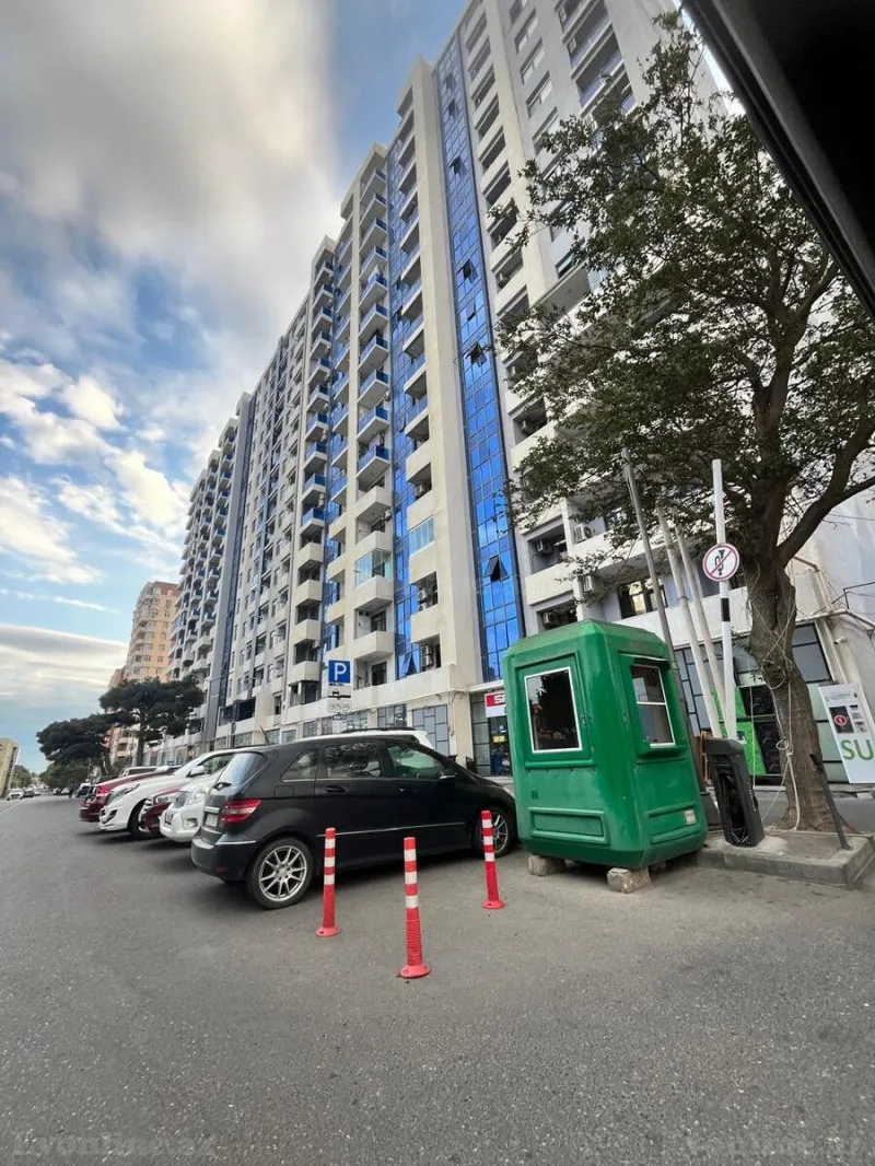 Satılır 3 otaqlı Mənzil Yeni tikili 83 m² Qara Qarayev m.