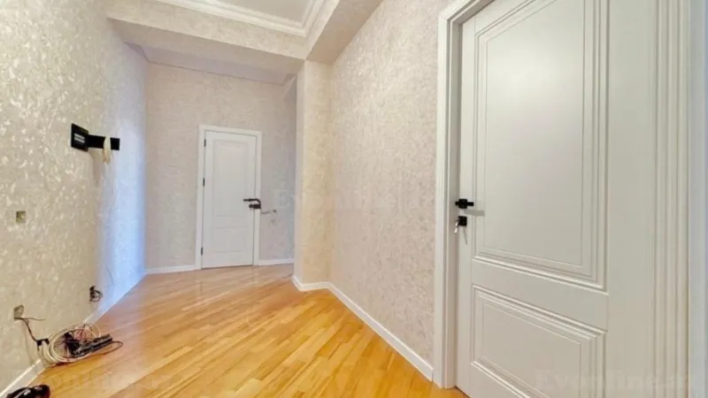 Satılır 3 otaqlı Mənzil Yeni tikili 83 m² Qara Qarayev m. - şəkil 3
