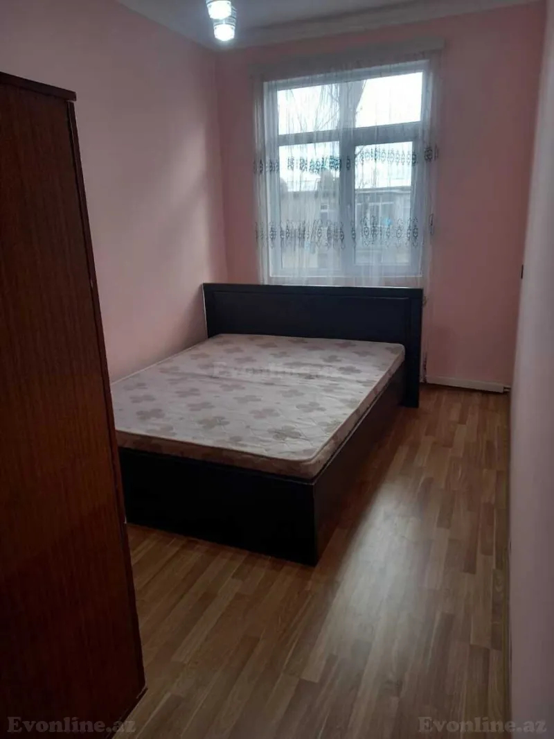 Kirayə verilir 2 otaqlı Mənzil Köhnə tikili 45 m² 2-ci mikrorayon