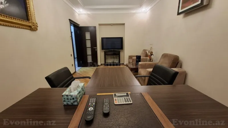Kirayə verilir Ofis 100 m² Nizami m.