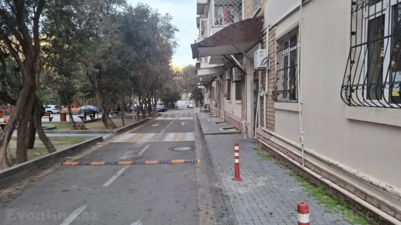 Kirayə verilir Ofis 100 m² Nizami m. - şəkil 15