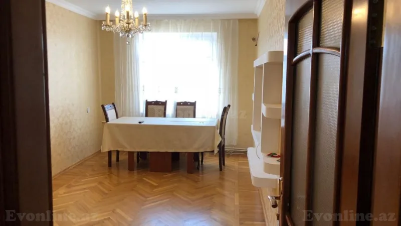 Satılır 5 otaqlı Mənzil Köhnə tikili 125 m² Xalqlar Dostluğu m. - şəkil 2