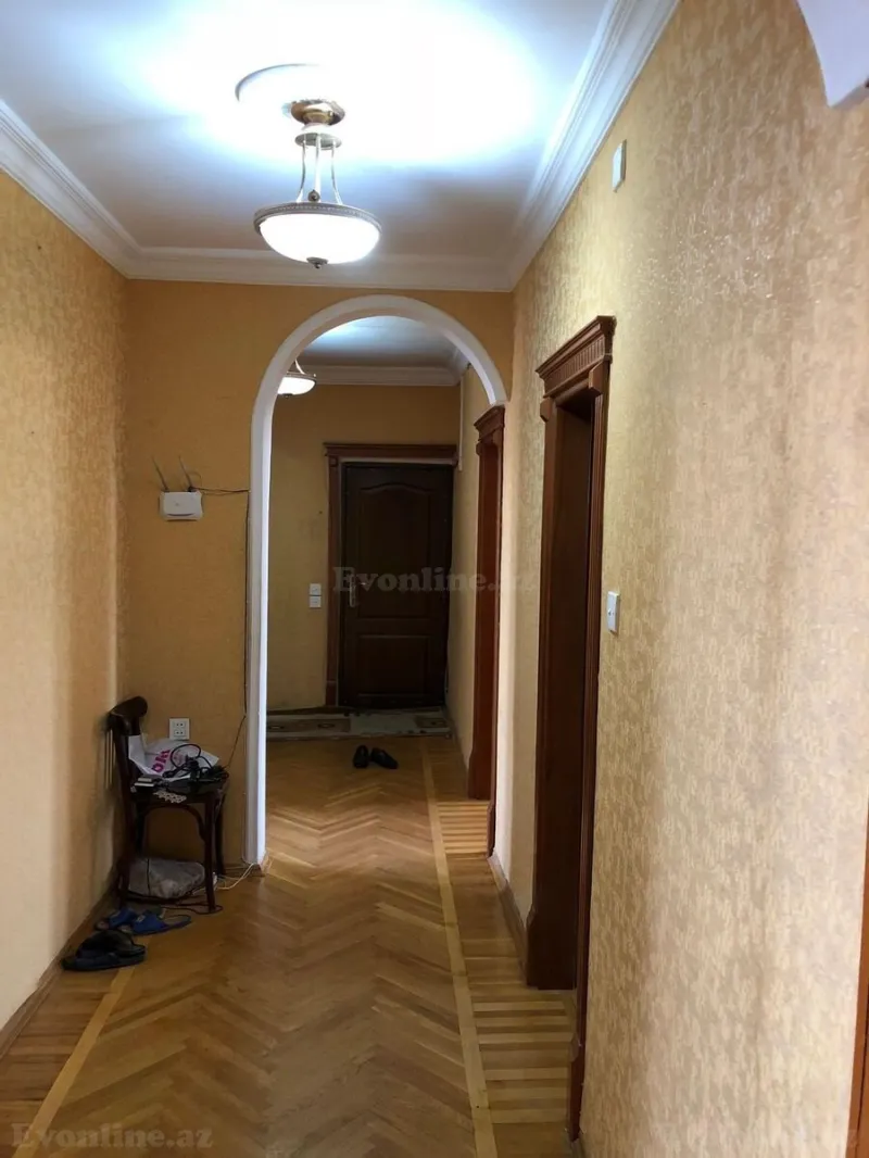 Satılır 5 otaqlı Mənzil Köhnə tikili 125 m² Xalqlar Dostluğu m. - şəkil 16