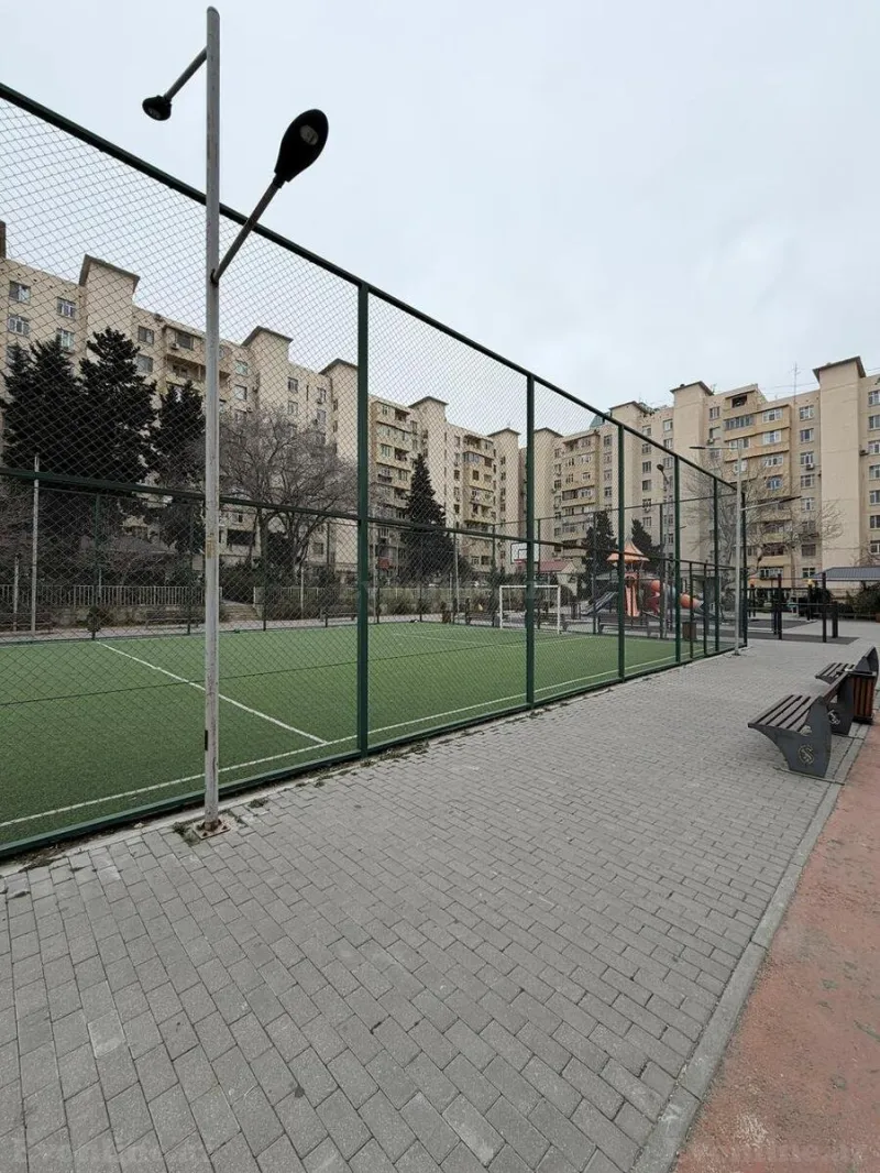 Satılır 2 otaqlı Mənzil Köhnə tikili 65 m² Xətai r. - şəkil 4