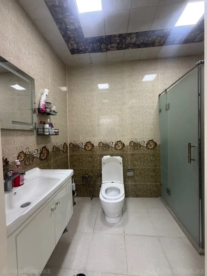 Kirayə verilir 2 otaqlı Mənzil Yeni tikili 70 m² Yeni Yasamal - şəkil 7