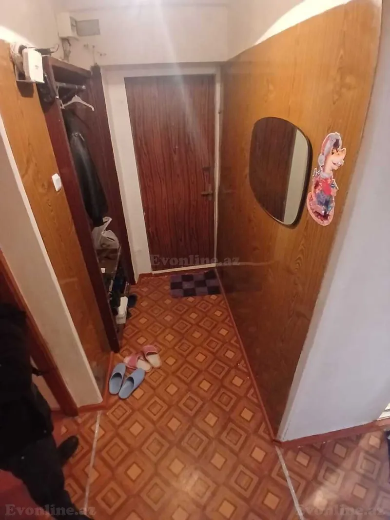 3 otaqlı Mənzil 65 m² 8-ci kilometr Satılır