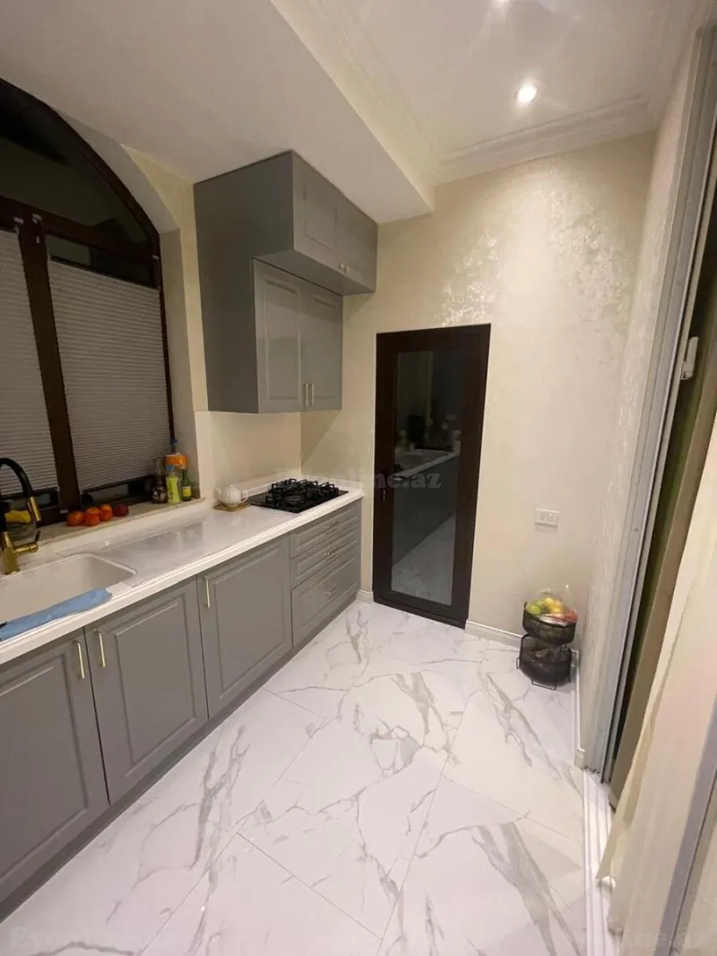 Kirayə verilir 3 otaqlı Mənzil Yeni tikili 110 m² Nəsimi r. - şəkil 9