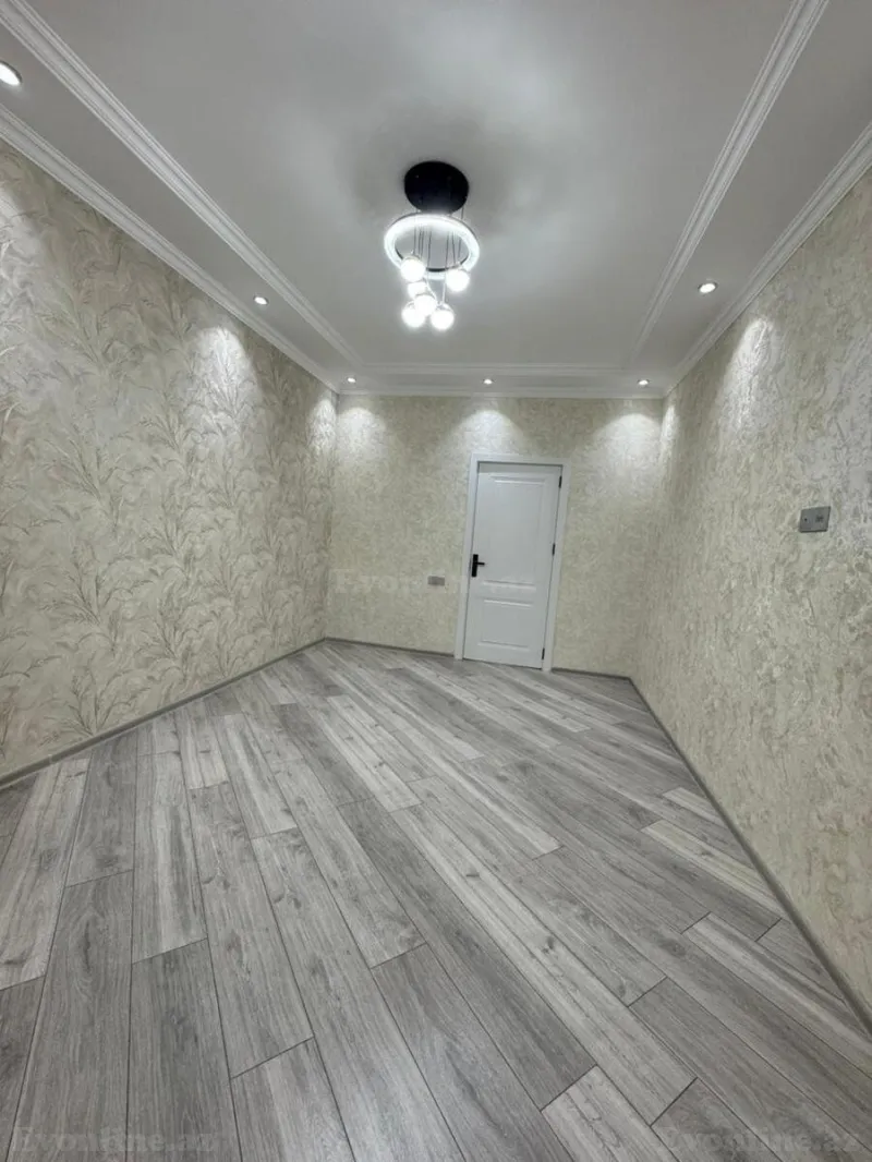 Satılır 2 otaqlı Mənzil Köhnə tikili 43 m² 9-cu mikrorayon