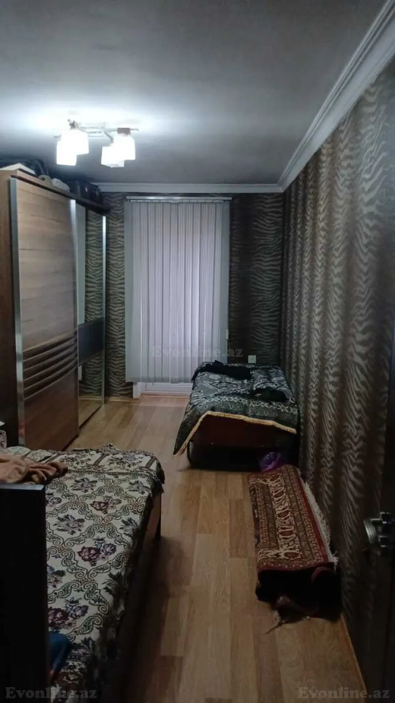 Satılır 3 otaqlı Mənzil Köhnə tikili 70 m² Elmlər Akademiyası m. - şəkil 4