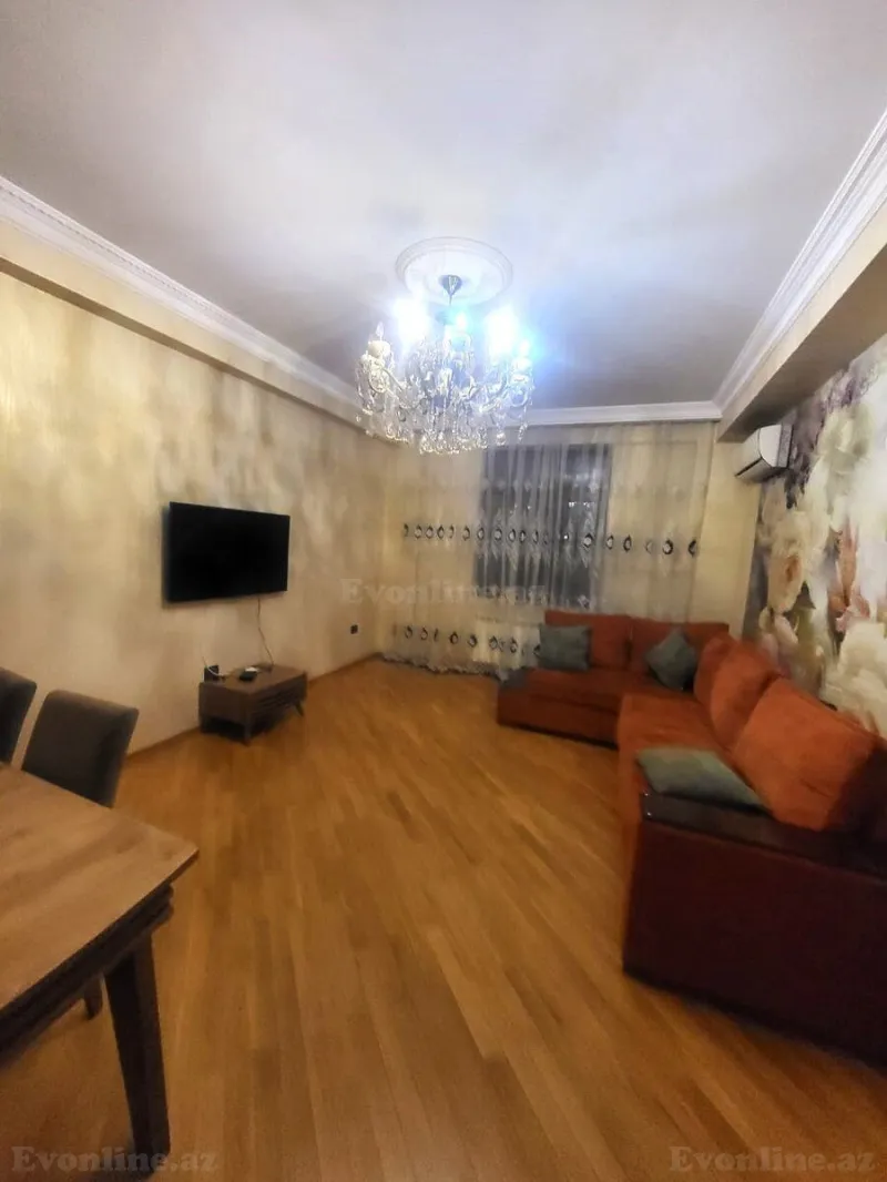 4 otaqlı Mənzil 151 m² 9-cu mikrorayon Satılır