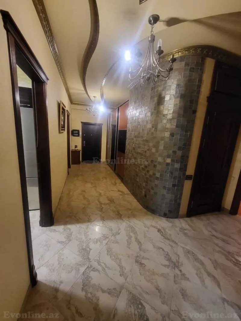 Satılır 4 otaqlı Mənzil Yeni tikili 151 m² 9-cu mikrorayon - şəkil 4