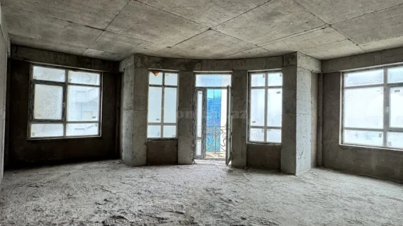 Satılır 3 otaqlı Mənzil Yeni tikili 158 m² Yasamal r. - şəkil 2