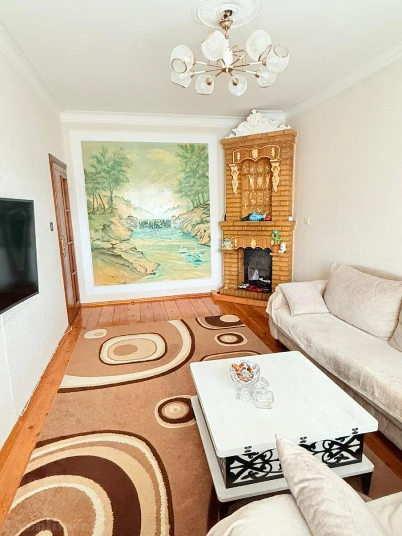 Satılır 3 otaqlı Mənzil Köhnə tikili 90 m² Nəsimi m. - şəkil 2