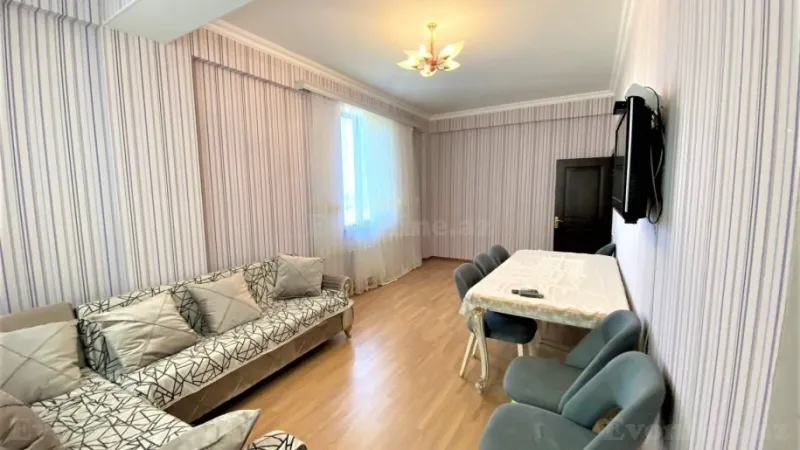 Kirayə verilir 2 otaqlı Mənzil Yeni tikili 80 m² Bayıl