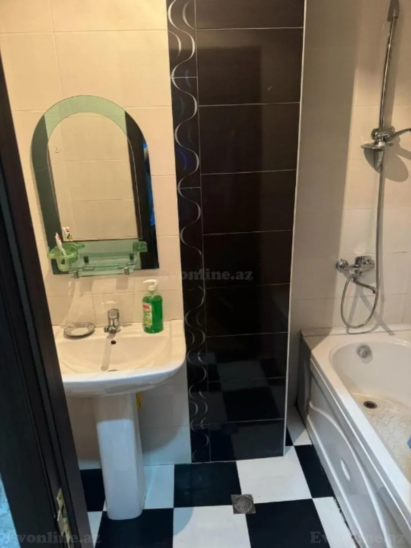 Kirayə verilir 2 otaqlı Mənzil Yeni tikili 70 m² Həzi Aslanov m. - şəkil 7