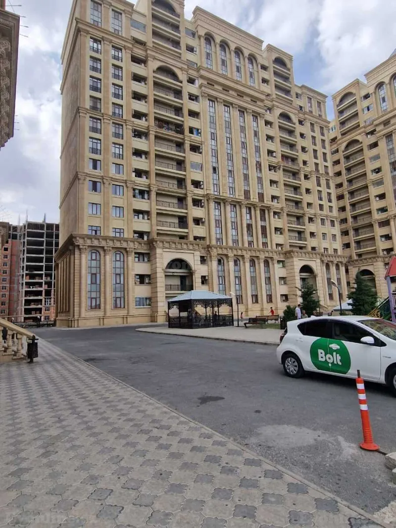 Satılır 3 otaqlı Mənzil Yeni tikili 117 m² Bayıl