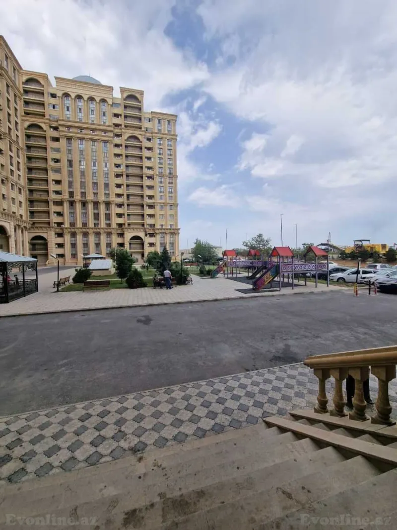 Satılır 3 otaqlı Mənzil Yeni tikili 117 m² Bayıl - şəkil 3
