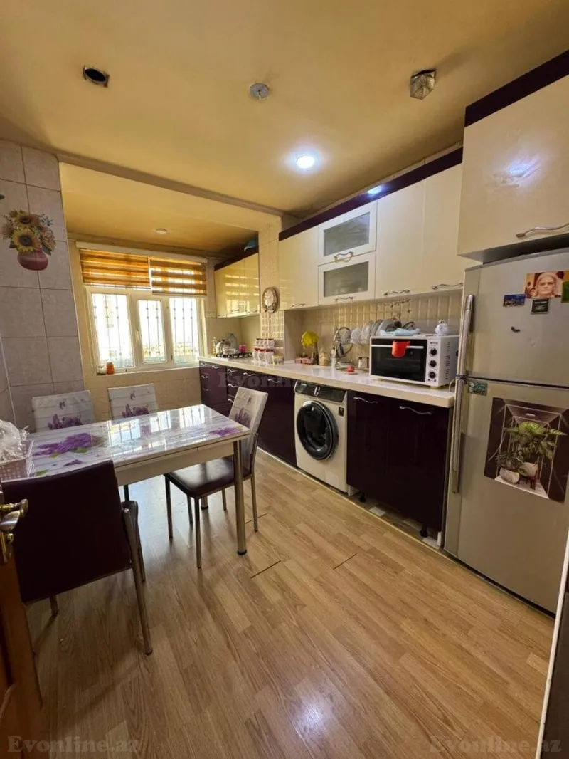 Satılır 4 otaqlı Mənzil Köhnə tikili 100 m² Qara Qarayev m. - şəkil 6