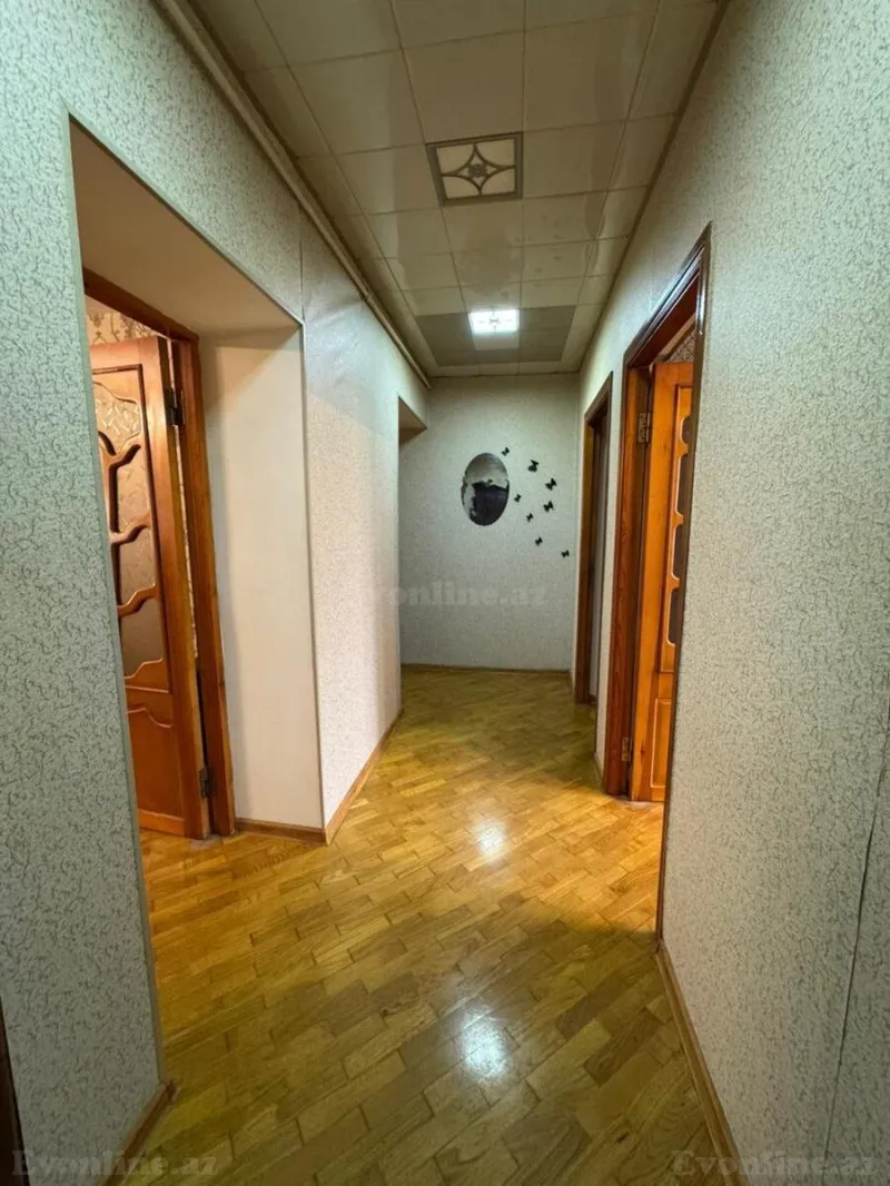 Satılır 4 otaqlı Mənzil Köhnə tikili 100 m² Qara Qarayev m. - şəkil 10