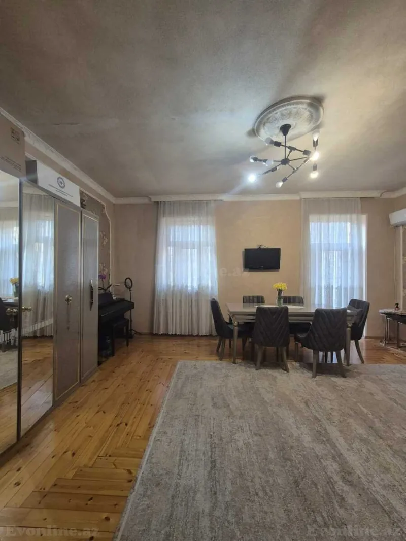 Satılır 1 otaqlı Mənzil Köhnə tikili 32 m² Nəsimi r. - şəkil 2