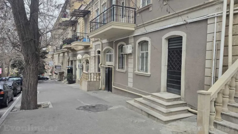 Obyekt 60 m² İçərişəhər m. Kirayə verilir