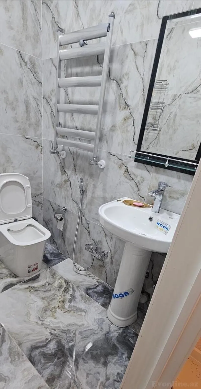 Kirayə verilir 2 otaqlı Mənzil Yeni tikili 60 m² Həzi Aslanov m. - şəkil 12