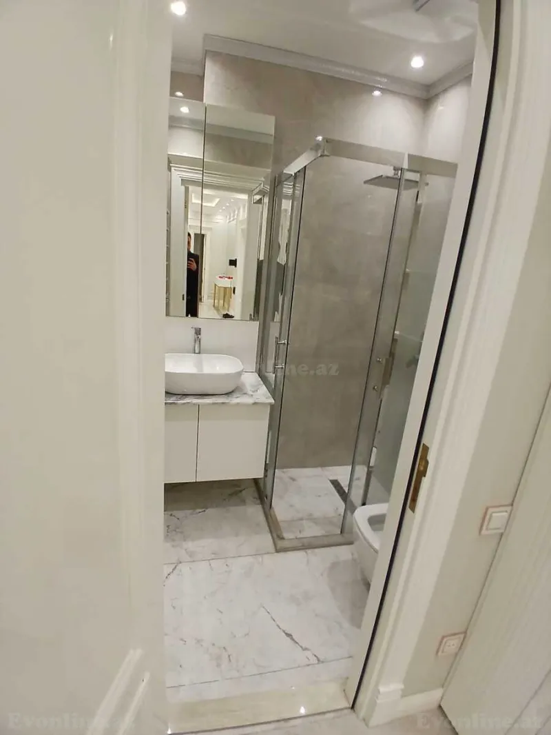 Kirayə verilir 3 otaqlı Mənzil Yeni tikili 140 m² Nəriman Nərimanov m. - şəkil 24