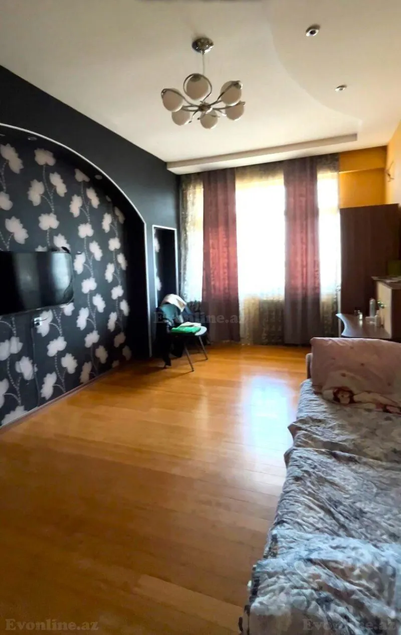 Satılır 3 otaqlı Mənzil Yeni tikili 85 m² Qara Qarayev m.