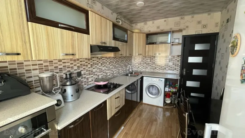 Satılır 3 otaqlı Mənzil Köhnə tikili 58 m² Xətai m. - şəkil 8