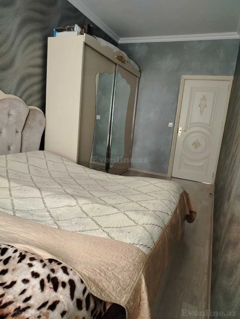 Satılır 2 otaqlı Mənzil Köhnə tikili 50 m² 3-cü mikrorayon - şəkil 4