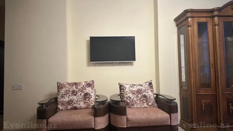 Kirayə verilir 3 otaqlı Mənzil Yeni tikili 110 m² İnşaatçılar m. - şəkil 5