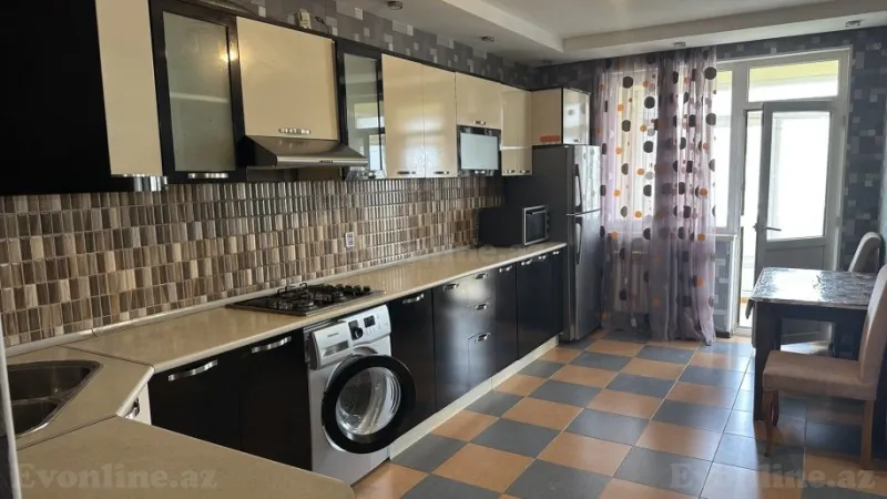 Kirayə verilir 3 otaqlı Mənzil Yeni tikili 137 m² Böyükşor - şəkil 3