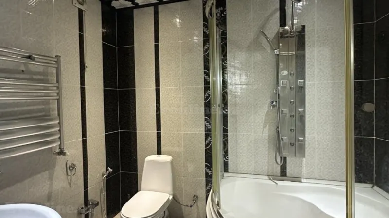 Kirayə verilir 3 otaqlı Mənzil Yeni tikili 137 m² Böyükşor - şəkil 7