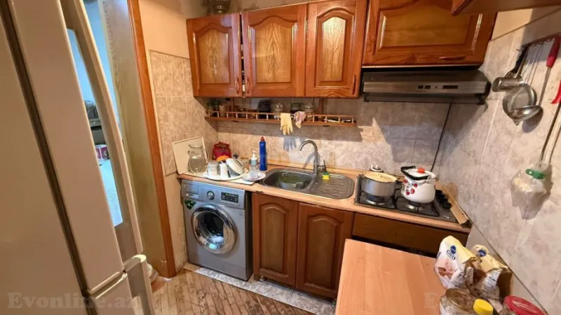 Satılır 2 otaqlı Mənzil Köhnə tikili 50 m² Memar Əcəmi m. - şəkil 5