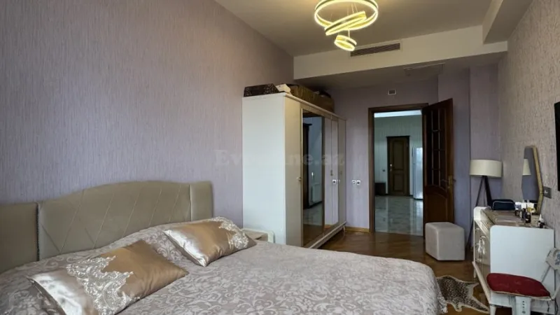 Satılır 3 otaqlı Mənzil Yeni tikili 106 m² Elmlər Akademiyası m. - şəkil 17