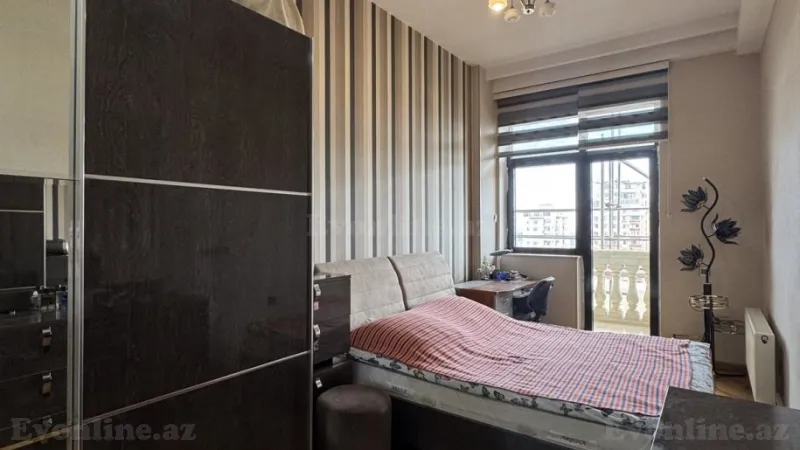 Satılır 3 otaqlı Mənzil Yeni tikili 106 m² Elmlər Akademiyası m. - şəkil 21