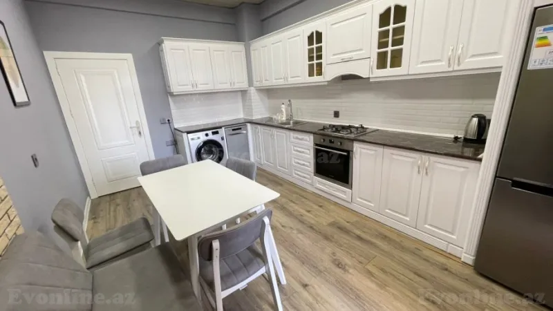 Kirayə verilir 2 otaqlı Mənzil Yeni tikili 90 m² Xətai m. - şəkil 4
