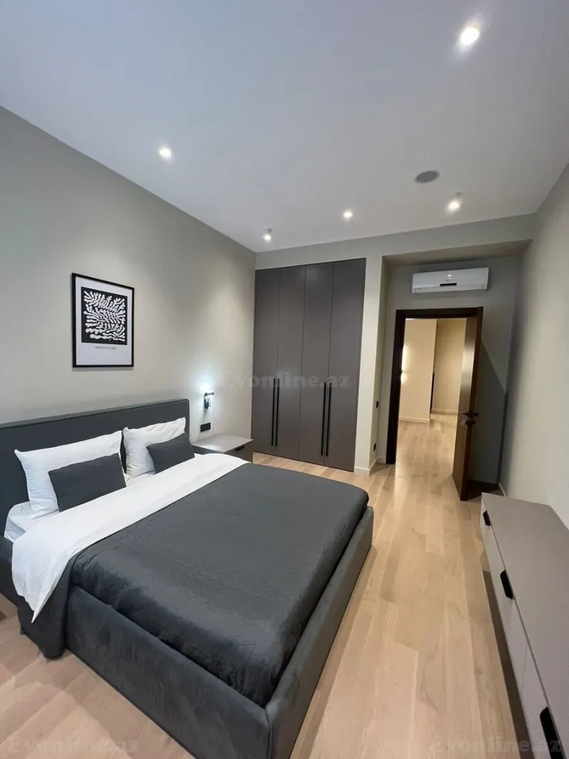 Kirayə verilir 3 otaqlı Mənzil Yeni tikili 140 m² Xətai r. - şəkil 16