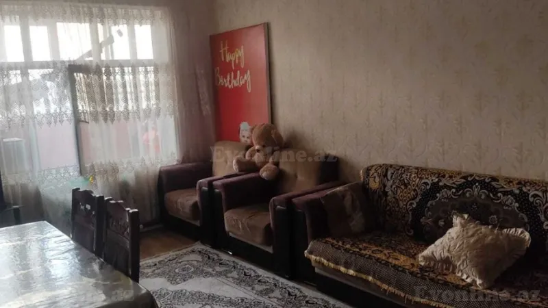 Satılır 3 otaqlı Mənzil Köhnə tikili 80 m² Xırdalan