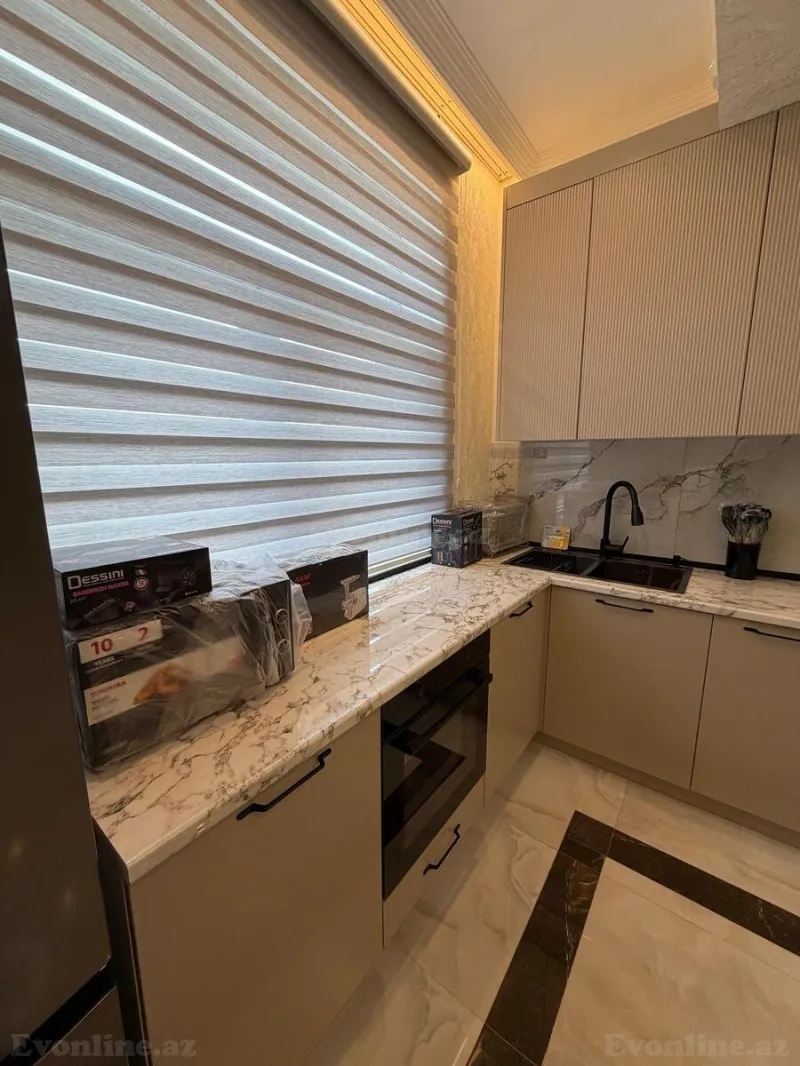 Kirayə verilir 2 otaqlı Mənzil Yeni tikili 85 m² 28 May m. - şəkil 16