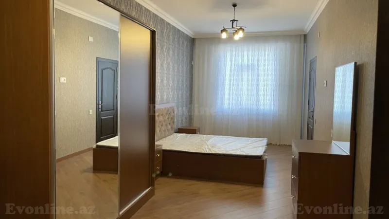 Kirayə verilir 2 otaqlı Mənzil Yeni tikili 90 m² 8-ci mikrorayon
